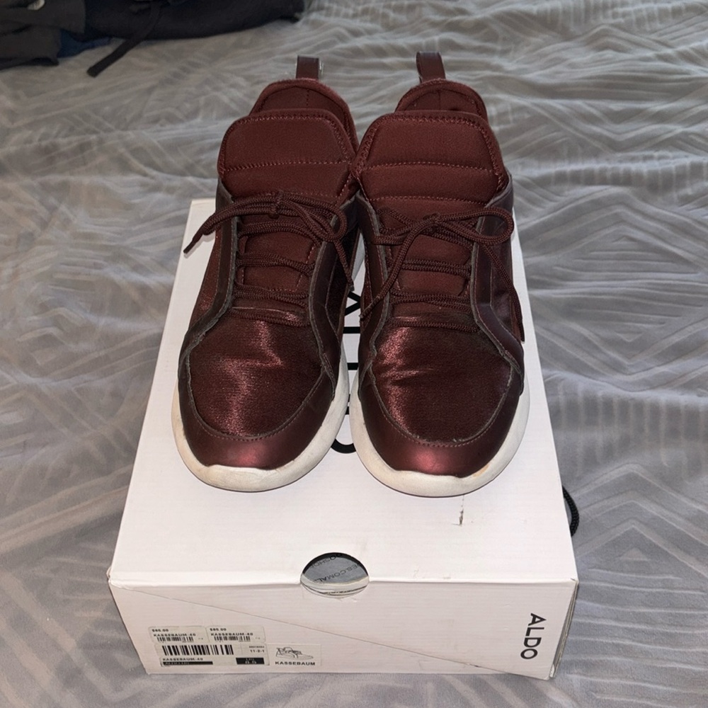 Aldo Kassebaum shoes size 8.5 BURGUNDY